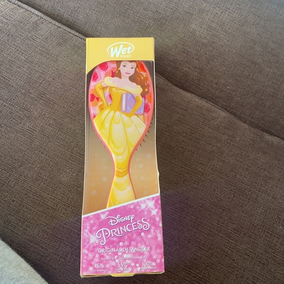 Belle Wet Brush - Picture 2 of 3